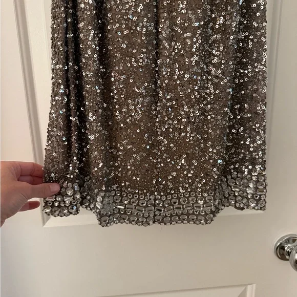 Scala Beaded Mini Dress - Picture 6 of 7